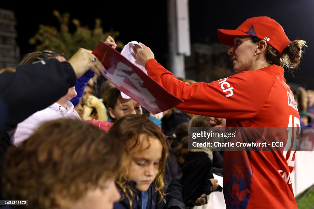 England Women v Sri Lanka Women - 1st Vitality IT20