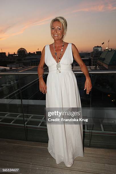 Hochzeit U. Walz Und C. Thamm: Sabine Christiansen Bei Der Feier Im China Club In Berlin .