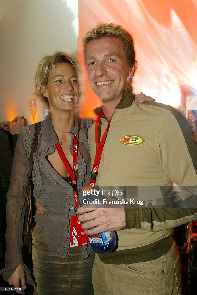 Fussballer Thomas Strunz Mit Neuer Freundin Christina Beim