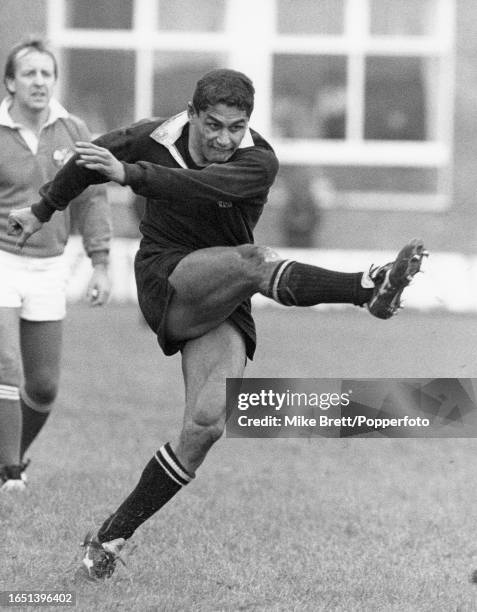 Frano Botica Rugby Frano Botica Photos and Premium High Res Pictures - Getty Images