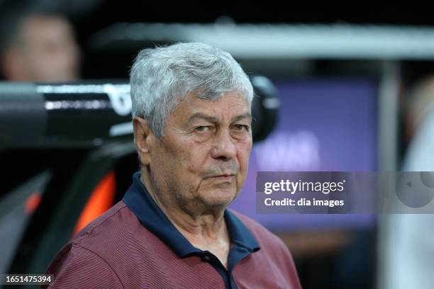 Dynamo Kiev coach Mircea Lucescu during the Beşiktaş and Dynamo Kyiv match in Besiktas stadium on August 31, 2023 in Istanbul, Turkey.