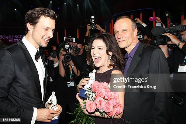 Florian David Fitz Und Hannelore Elsner Und Edgar Selge Bei Der 32. Verleihung Des Bayerischen Filmpreises In München .