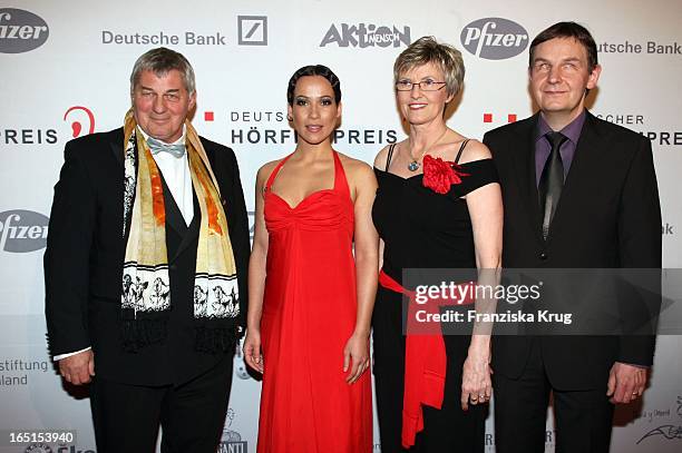 Heinz Hoenig, Nandini Mitra, Renate Reymann Und Andreas Bethke Bei Der Verleihung Des 7. Deutschen H?rfilmpreis Im Atrium Der Deutschen Bank In...