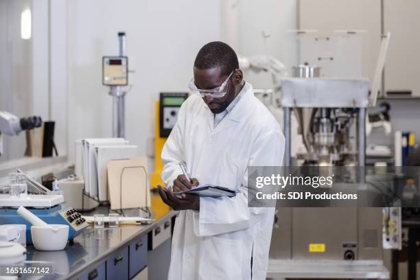 Lab Testing Supervision 888 Laboratory Scales Stock Photos, High-Res Pictures, and Images ...