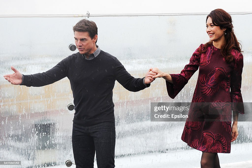 'Oblivion' - Moscow photo call