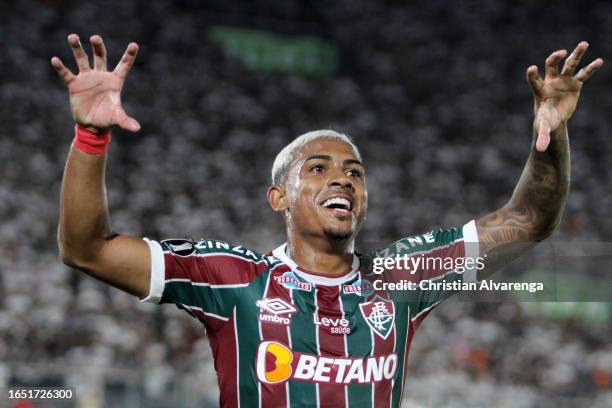 John Kennedy of Fluminense celebrates after scoring the team's first goal during the Copa CONMEBOL Libertadores 2023 quarterfinal second leg match...