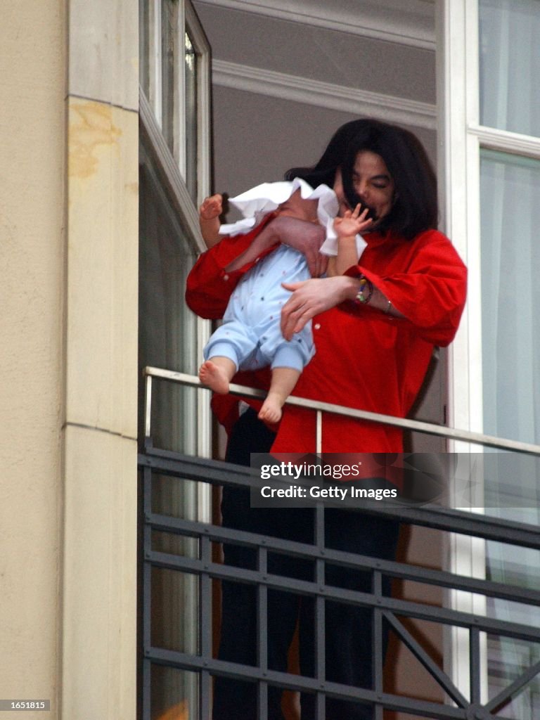 Jackson In Berlin To Accept Life Achievement Award