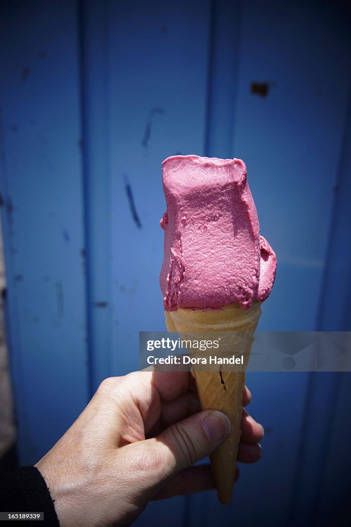 Blackberry ice cream
