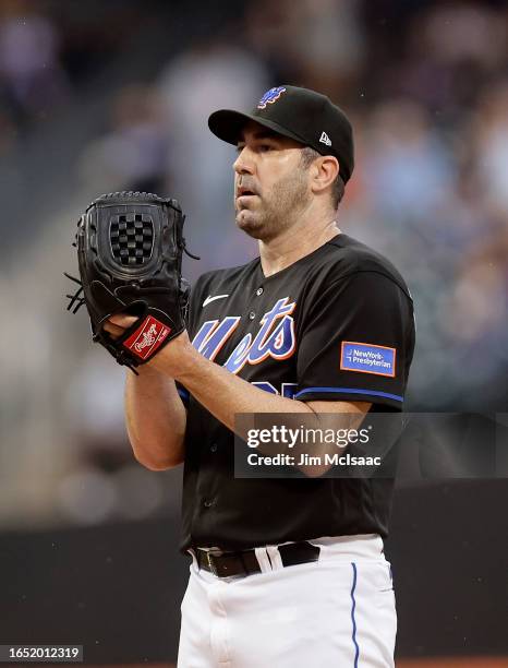 Justin Verlander of the New York Mets in action against the Los Angeles Dodgers at Citi Field on July 14, 2023 in New York City. The Dodgers defeated...