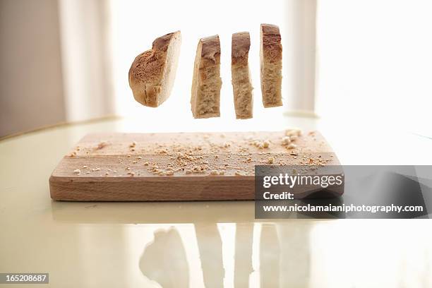 naturally rising - pan rallado fotografías e imágenes de stock