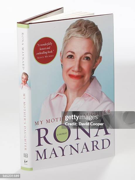 S-Sunday book pages of following titles: The Braindead Machine by George Saunders; My Mother's Daughter by Rona Maynard; The House that George Built...