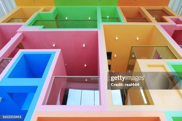 colorful house facade - cor saturada imagens e fotografias de stock