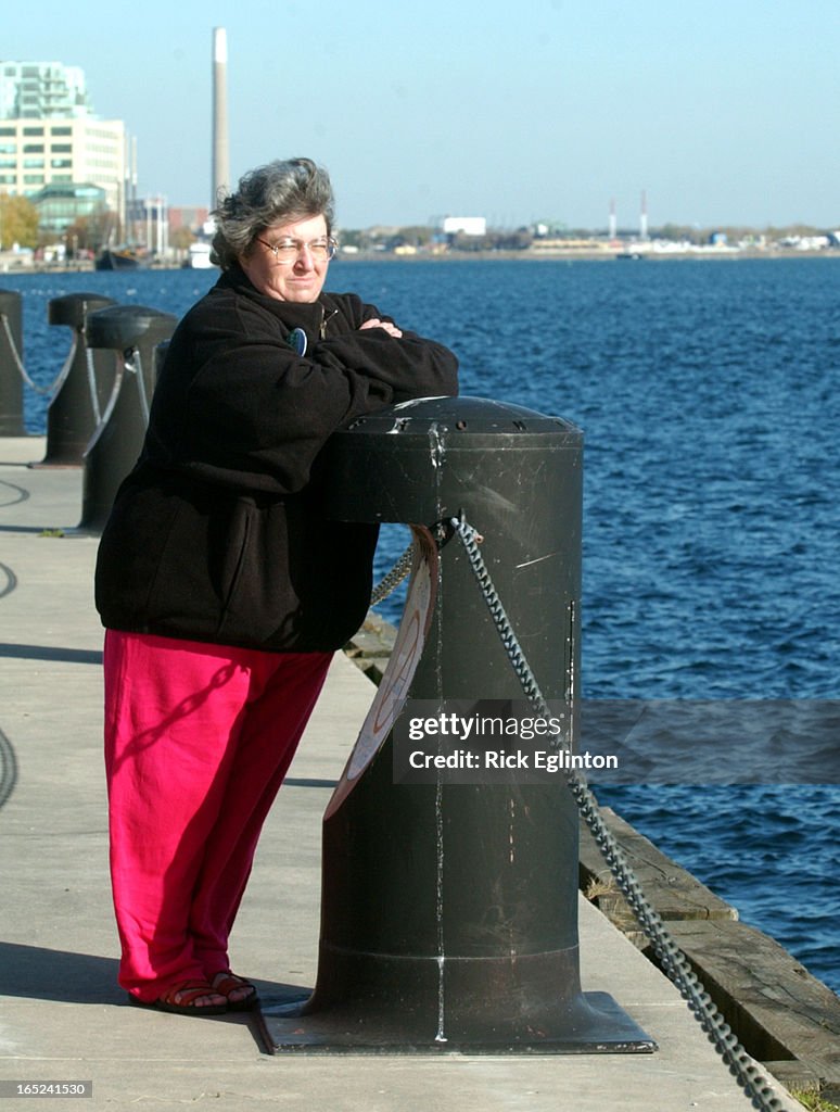 Reo1 110702 Toronto Bay.Marilyn Roy who in the Bathurst Quay is known as the Empress, shown down by 