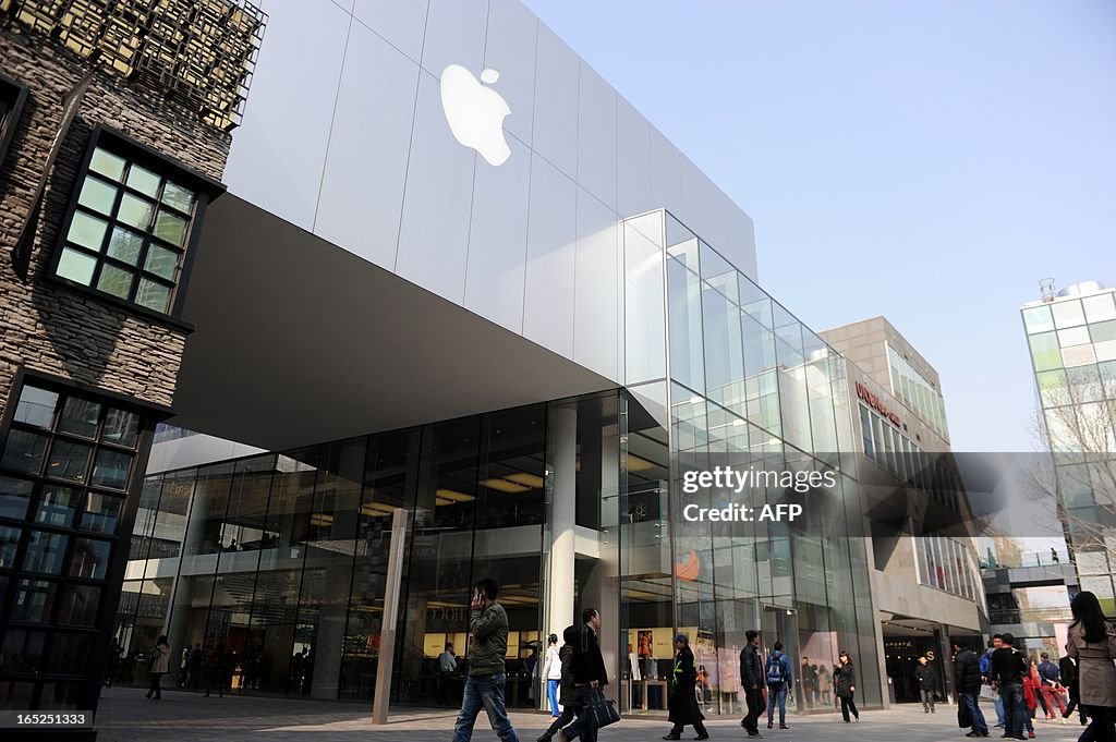 CHINA-US-IT-TELECOM-APPLE