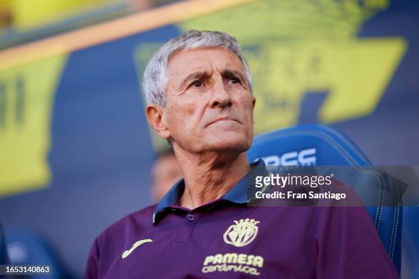 Quique Setién, manager of Villarreal CF looks on during the LaLiga EA Sports match between Cadiz CF and Villarreal CF at Estadio Nuevo Mirandilla on...