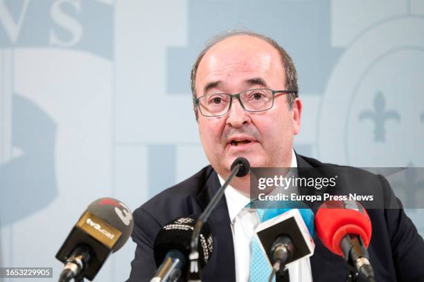 The Minister of Culture and Sports, Miquel Iceta, gives a press conference on the resolution of the Administrative Court of Sport, at the Government...