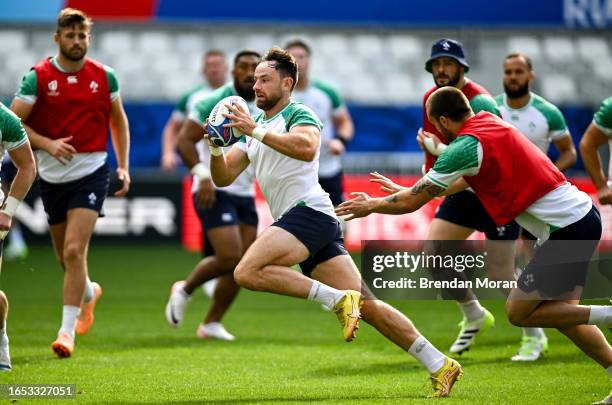 Bordeaux , France - 8 September 2023; Hugo Keenan gets past Mack Hansen during the Ireland rugby squad captain's run at the Stade de Bordeaux in...