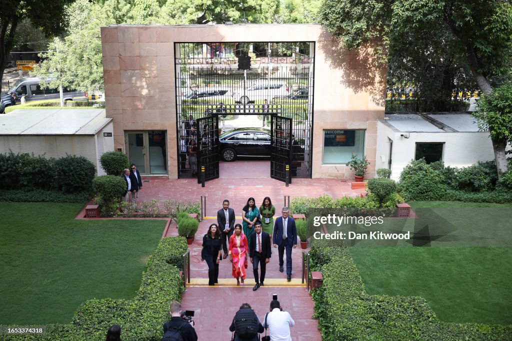 Li Murty UK Prime Minister Rishi Sunak and his wife Akshata Murty arrive at ...