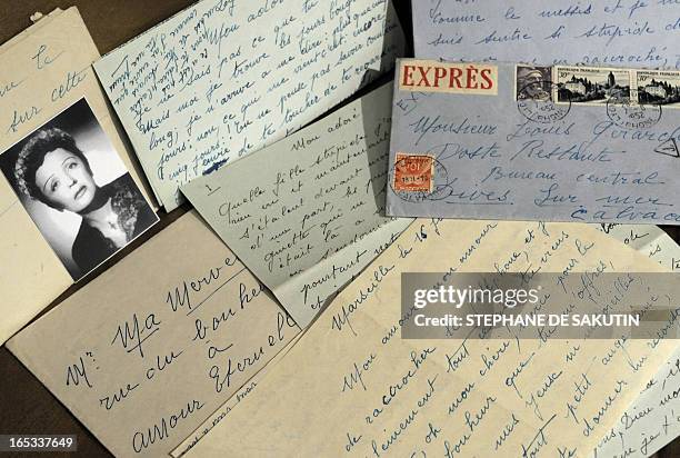 Edith Letter 15 Louis Gerardin Stock Photos, High-Res Pictures, and Images - Getty ...