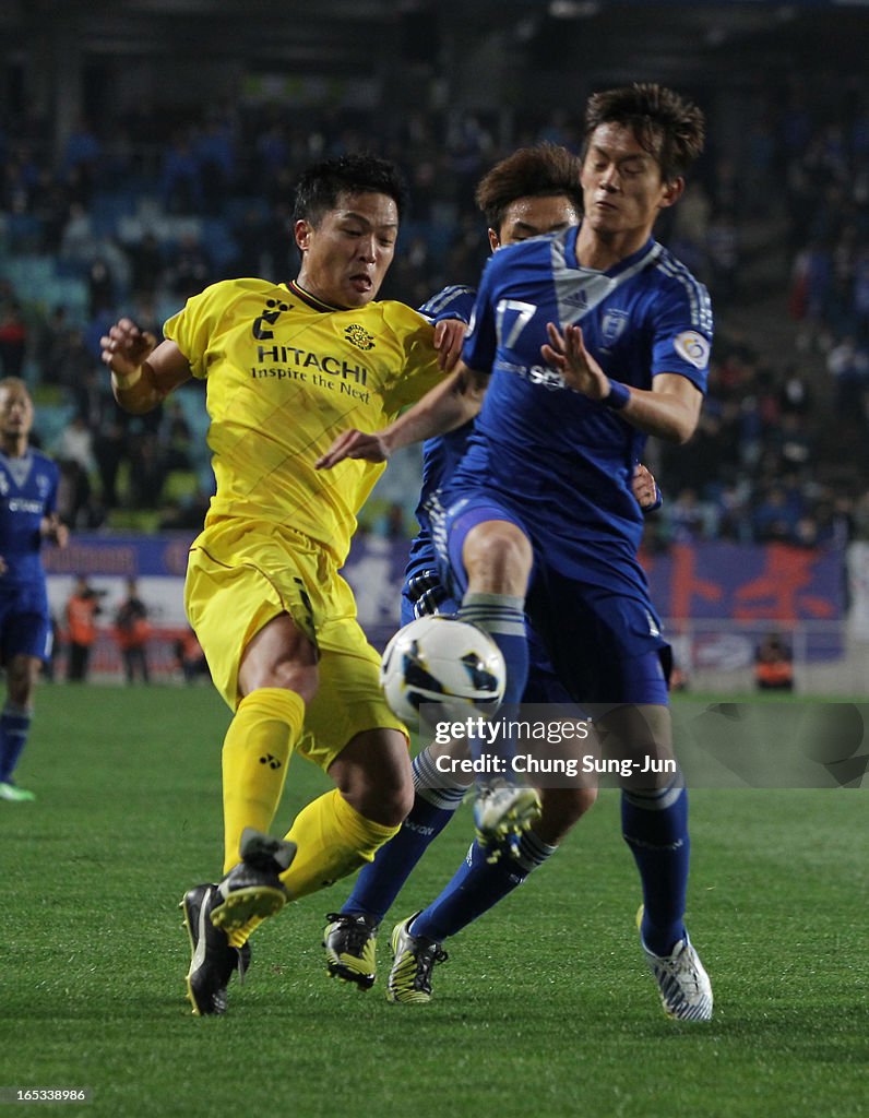 Suwon Bluewings v Kashiwa Reysol - AFC Champions League Group H