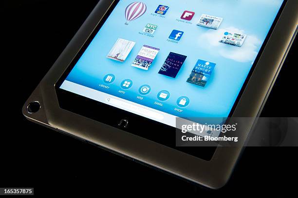 Barnes Noble Nook Color Photos and Premium High Res Pictures - Getty Images