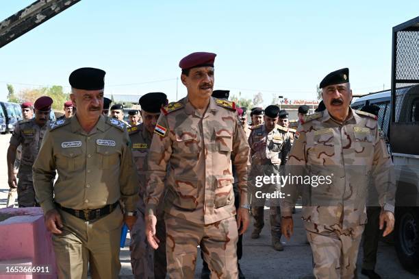 The Chief of Staff of the Iraqi army Lieutenant General Abdul Amir Yarallah and the commander of the ground forces Lieutenant General Qassem...