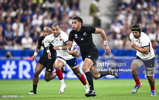 Paris , France - 8 September 2023; Rieko Ioane of New Zealand makes a break during the 2023 Rugby World Cup Pool A match between France and New...