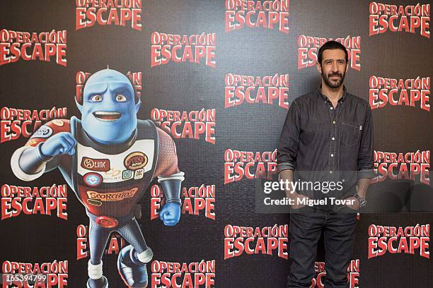 Mexican Actor Jose Maria Yazpik attends the "Operacion Escape" photocall at St Regis Hotel on April 03, 2013 in Mexico City, Mexico.