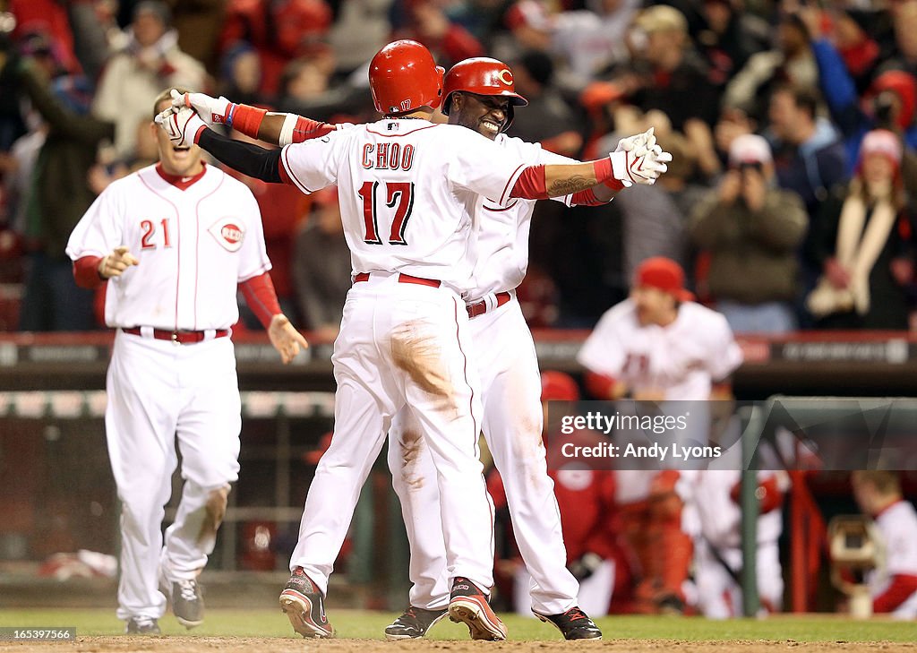 Los Angeles Angels of Anaheim v Cincinnati Reds