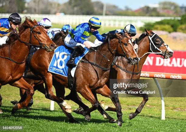 Blake Shinn riding Soulcombe defeats Carleen Hefel riding Flash Flood in Race 6, the Tile Importer Heatherlie Stakes, winning Race 7, the Tobin...