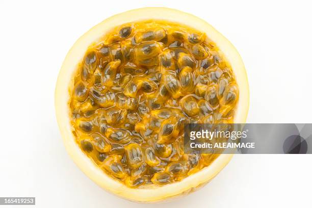 passion fruit. clipping path included. - passievrucht stockfoto's en -beelden
