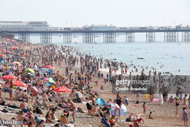 Thousands of sun-seekers and sunbather enjoy late summer heatwave as temperatures are expected to reach 32 degrees Celsius in many parts of the UK,...
