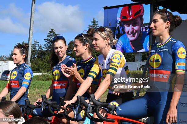 Amanda Spratt of Australia, Elisa Balsamo of Italy, Lizzie Deignan of The United Kingdom, Brodie Chapman of Australia, Lisa Klein of Germany and Team...