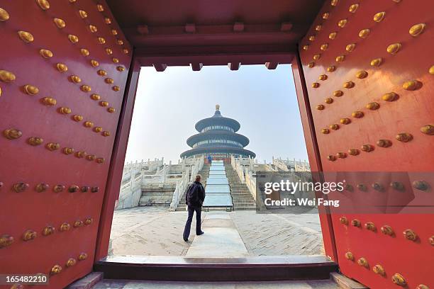 temple of heaven - himmelstempel stock-fotos und bilder