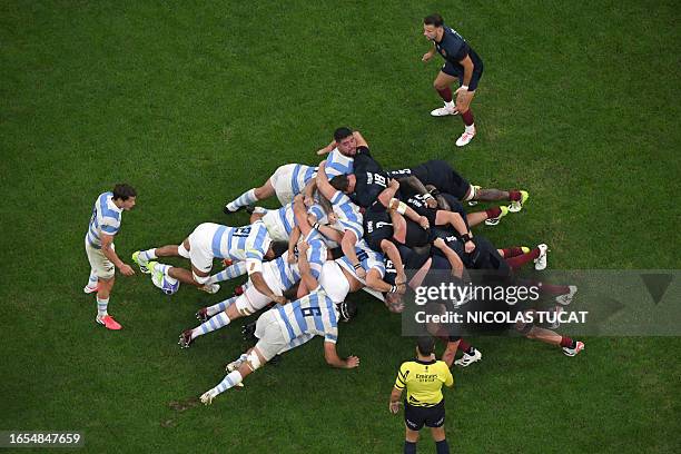 Scrum Form Rugby 7,476 England Rugby Scrum Photos & High Res Pictures - Getty Images