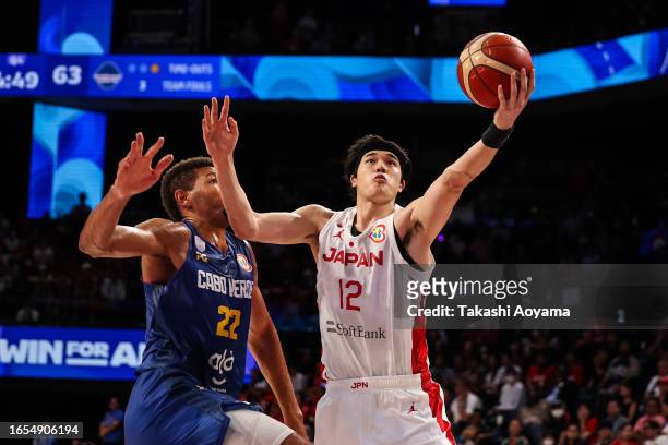 Yuta Watanabe of Japan drives to the basket against Edy Tavares of Cape Verde during the FIBA Basketball World Cup Classification 17-32 Group O game...