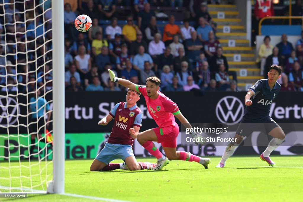 Burnley FC v Tottenham Hotspur - Premier League