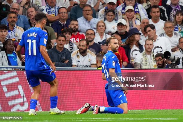 Borja Mayoral of Getafe CF celebrates after scoring the team's first goal during the LaLiga EA Sports match between Real Madrid CF and Getafe CF at...