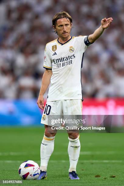 Luka Modric of Real Madrid CF reacts during the LaLiga EA Sports match between Real Madrid CF and Getafe CF at Estadio Santiago Bernabeu on September...