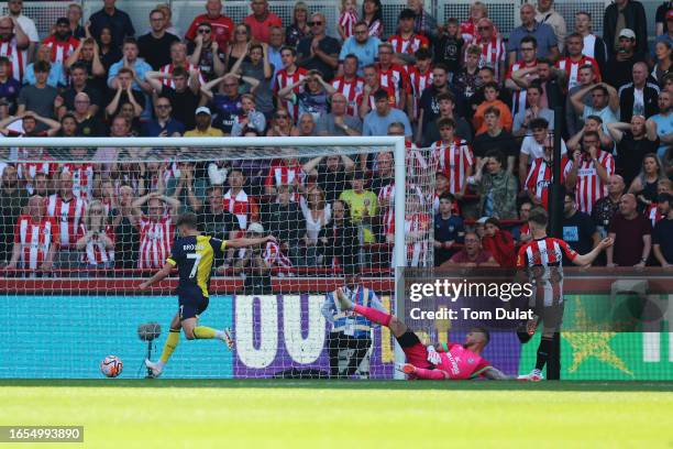 David Brooks of AFC Bournemouth scores the team's second goal during the Premier League match between Brentford FC and AFC Bournemouth at Brentford...