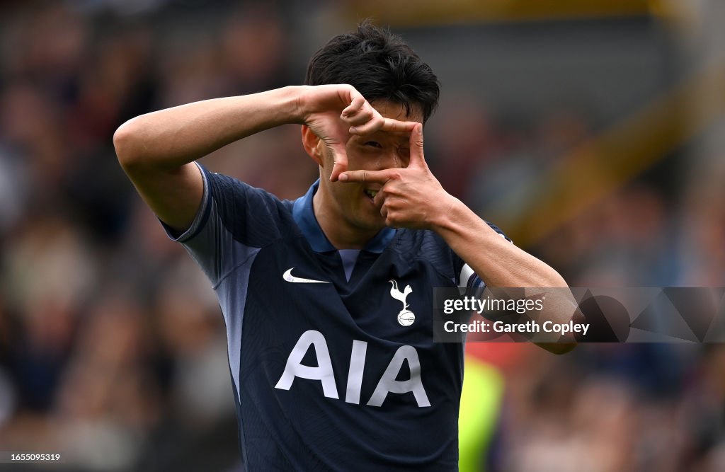 Burnley FC v Tottenham Hotspur - Premier League