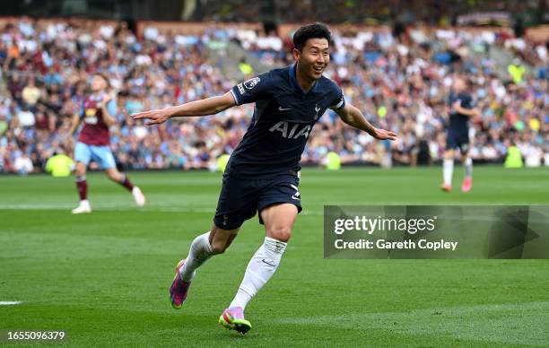 Heung-Min Son of Tottenham Hotspur celebrates after scoring the team's fifth goal and his hat-trick during the Premier League match between Burnley...