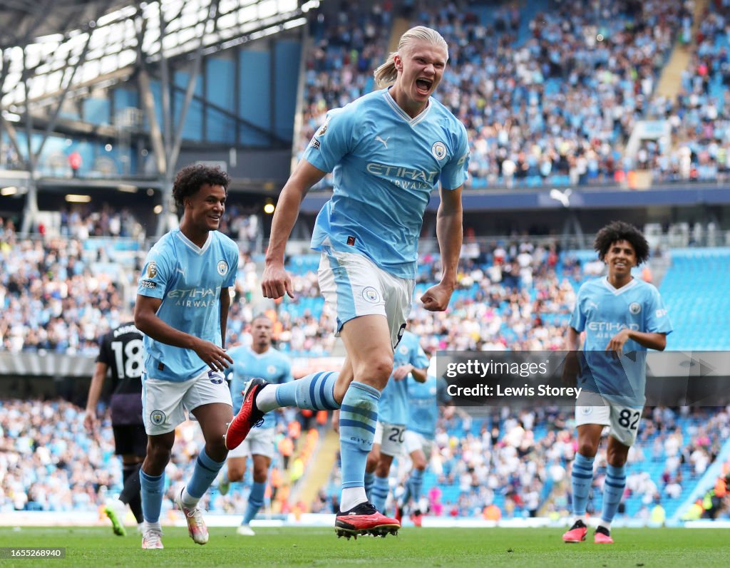 Manchester City v Fulham FC - Premier League