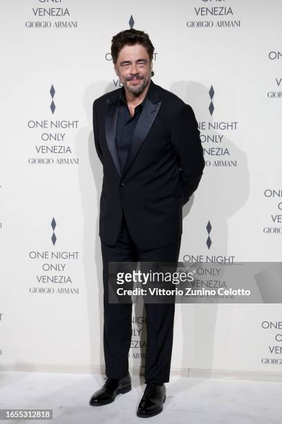 Benicio del Toro attends Giorgio Armani "One Night In Venice" photocall on September 02, 2023 in Venice, Italy.