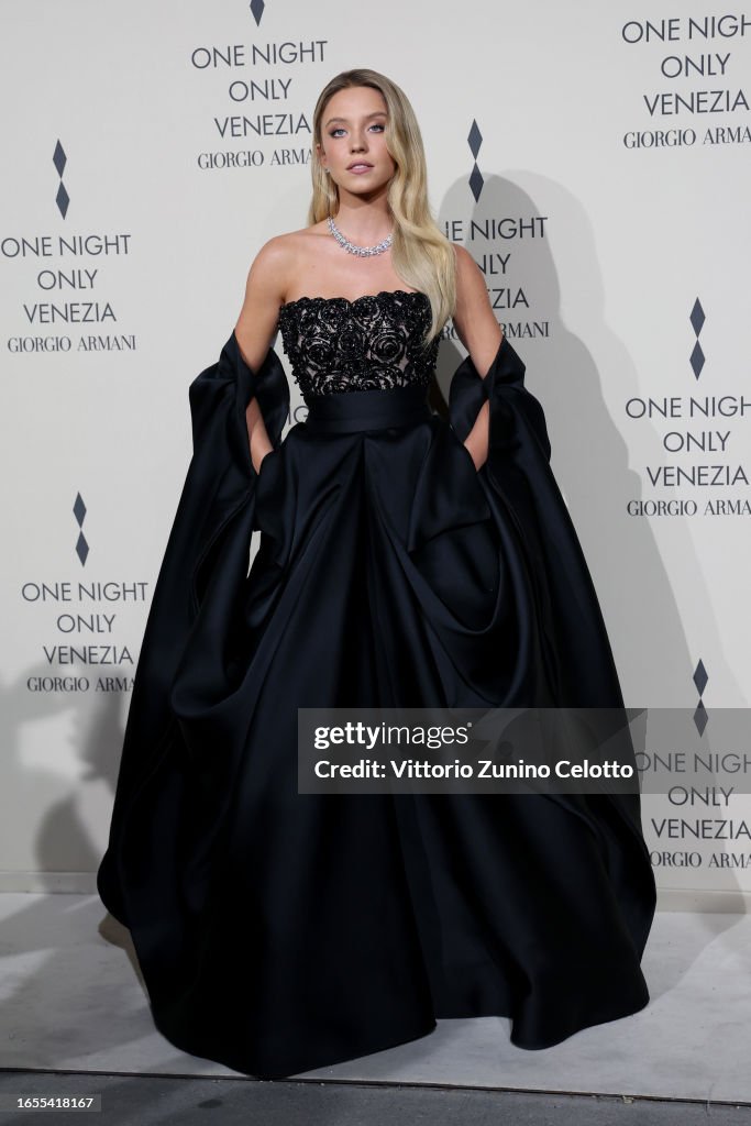 Giorgio Armani "One Night In Venice" – Photocall