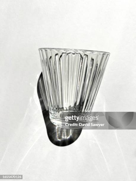 rocks glass. - empty glasses after party stock pictures, royalty-free photos & images