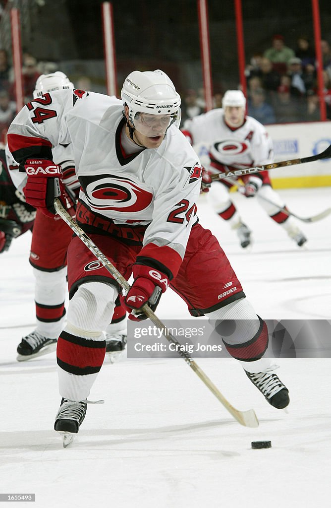 Coyotes v Hurricanes