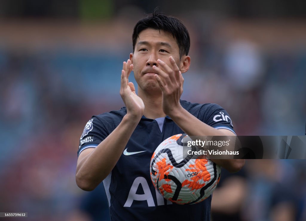 Burnley FC v Tottenham Hotspur - Premier League
