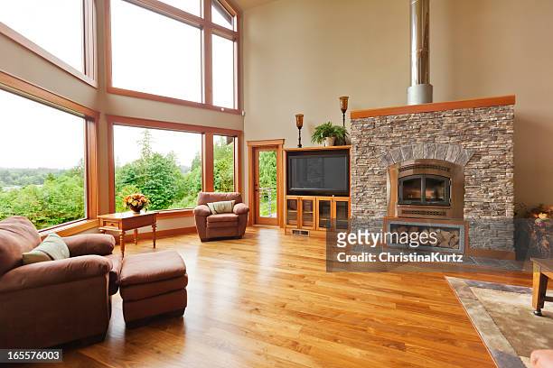 custom interno di casa con pavimento in legno di noce in tinta - legno di quercia foto e immagini stock