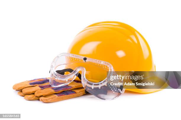 schutzhelm - schutzbrille freisteller stock-fotos und bilder